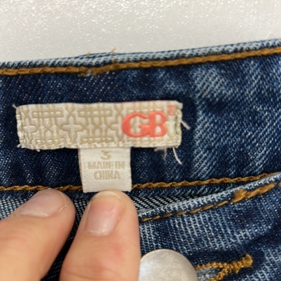 Gianni Bini Mid-high waisted distressed jeans with button fly, black belt, Sz 3 - Picture 9 of 11